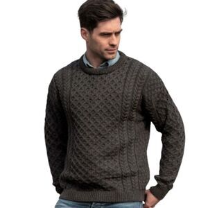 Ireland Aran Crafts Men's Charcoal Gray Cable Knit Crewneck Sweater Wool